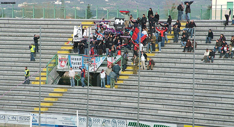 Tifosi del Gubbio a Lucca