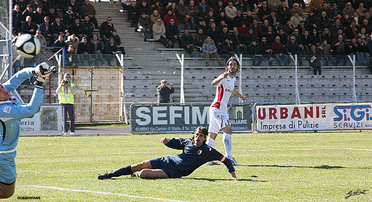 Marotta scocca il tiro gol