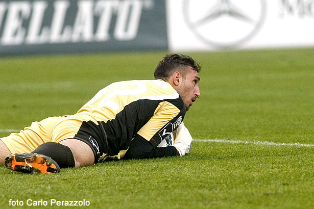 Donnarumma, parata