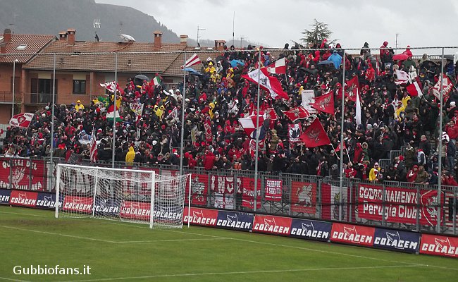 Panoramica tifosi Perugia