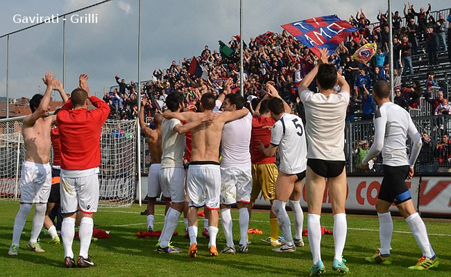 Tifosi aquilani e calciatori